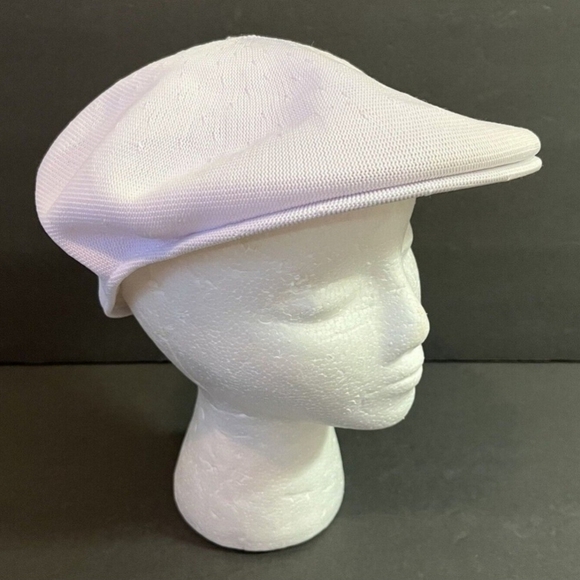 Kangol Tropic 504 Ventair Ivy Cap In White Size Small - Picture 1 of 16